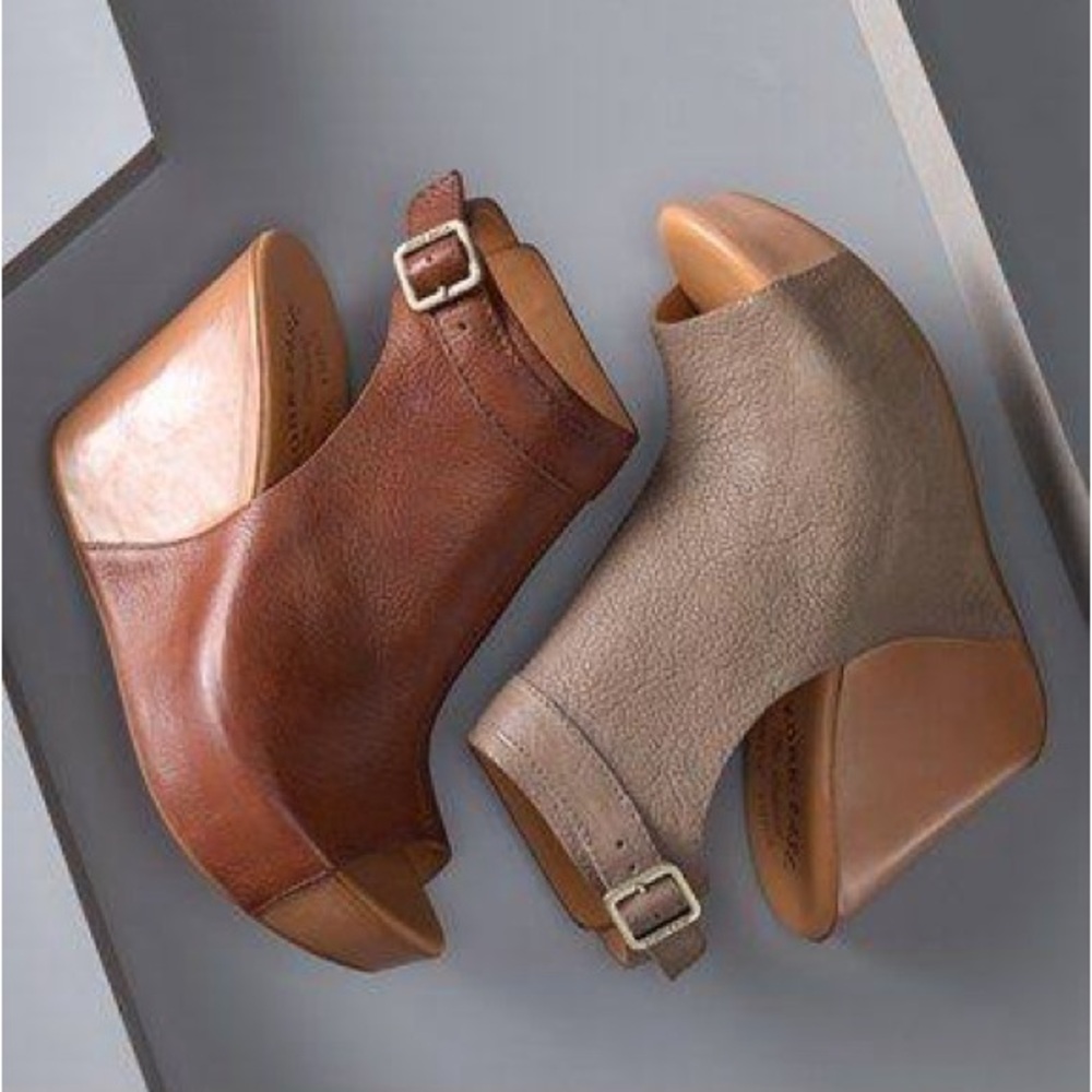 Kork-Ease Brown and brown Wedge Shoes with Peep-Toe Design Berit Wedge